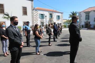 Telde guarda un emotivo minuto de silencio por las víctimas del Covid-19 (Foto TA)